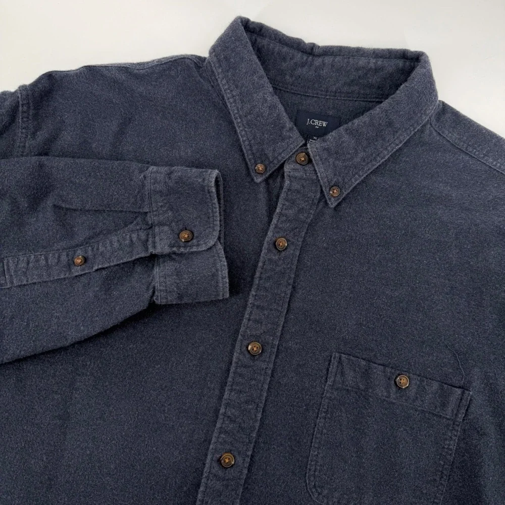 J. Crew Men's Flannel Button Down Shirt Dark Gray brown Elbow Patches Size XL‎